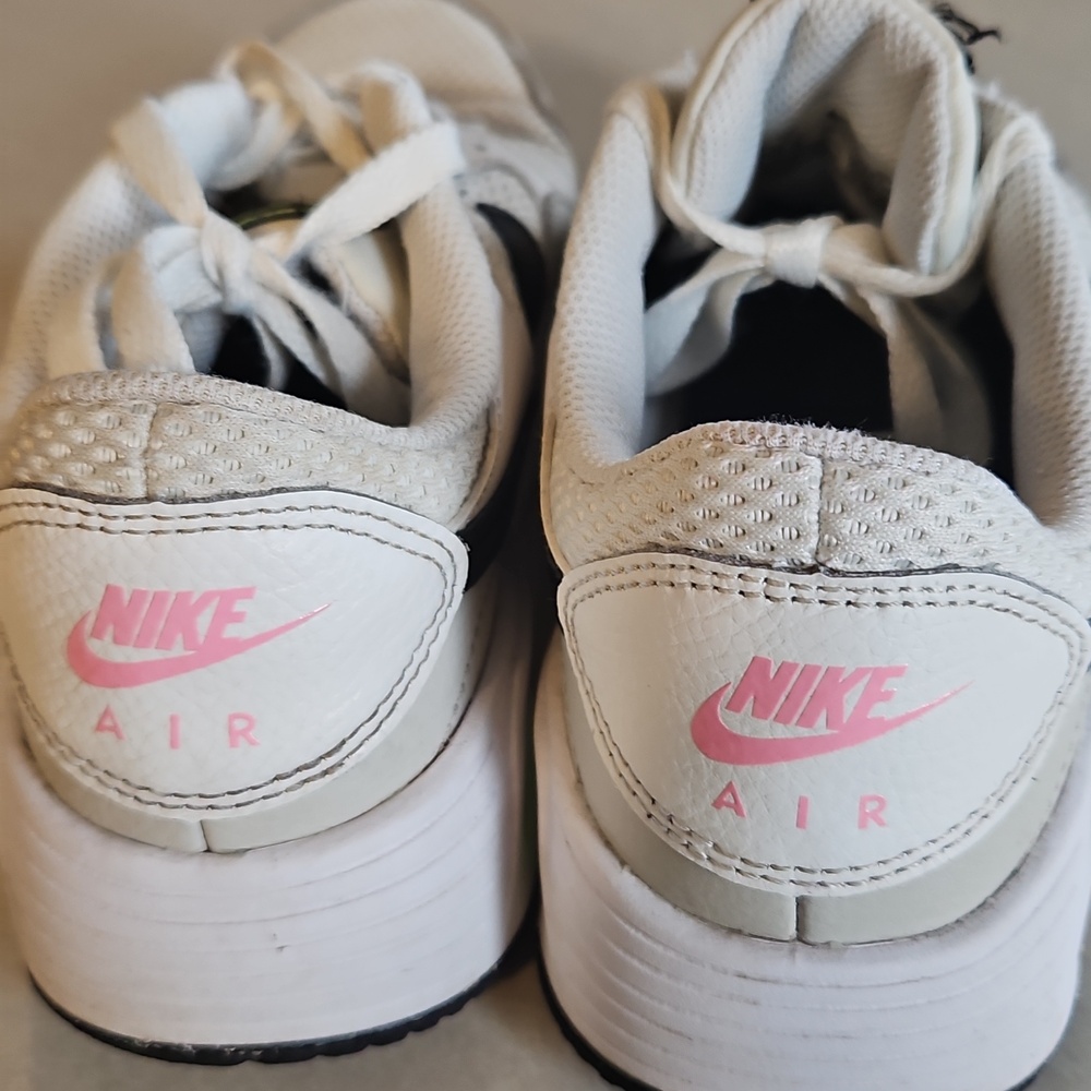 Nike Air Max Sneakers - Picture 6 of 14